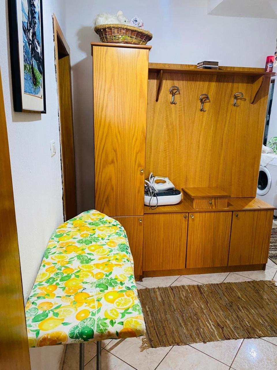 Hida Guest House Gjirokastër Екстериор снимка