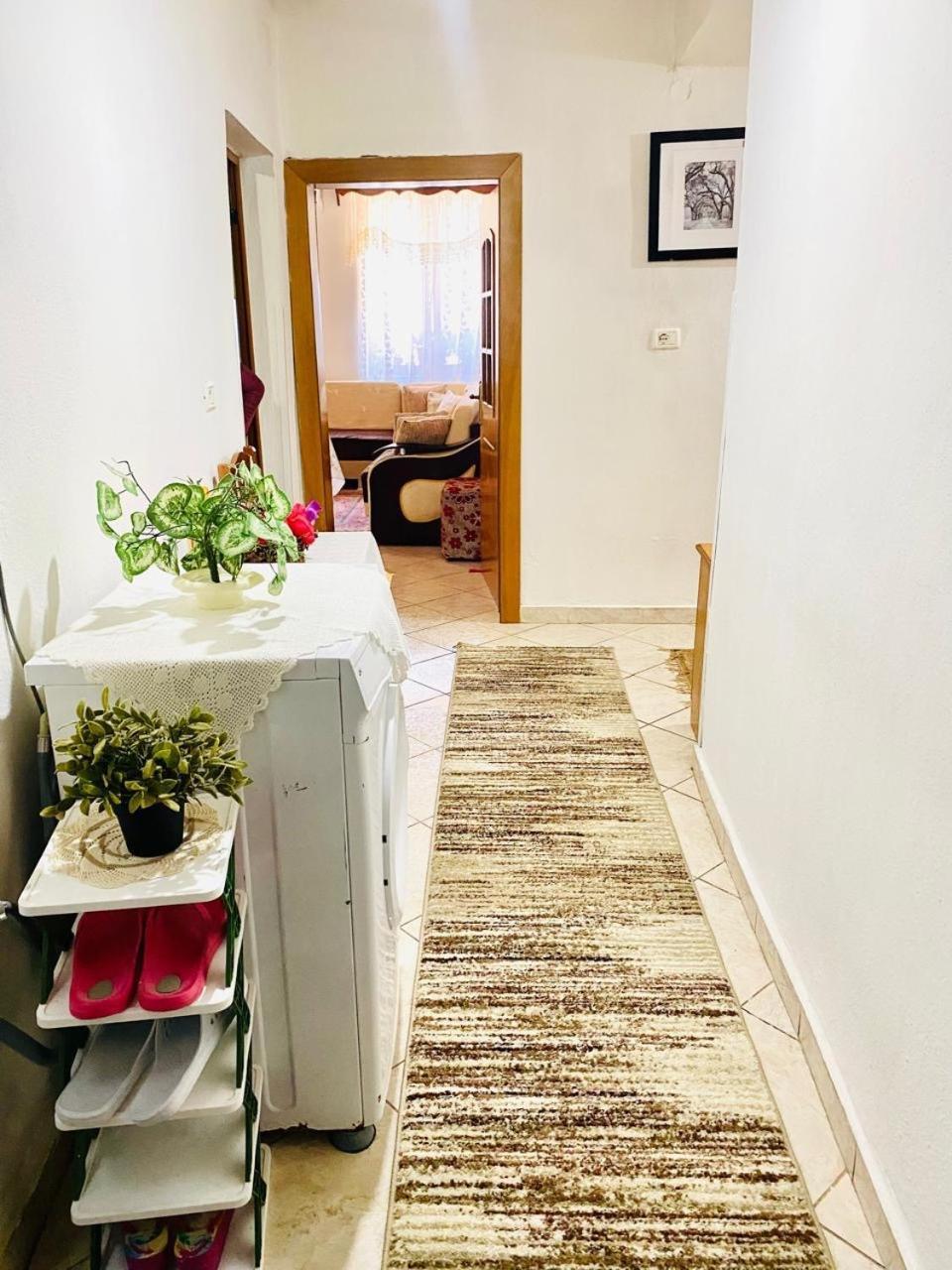 Hida Guest House Gjirokastër Екстериор снимка