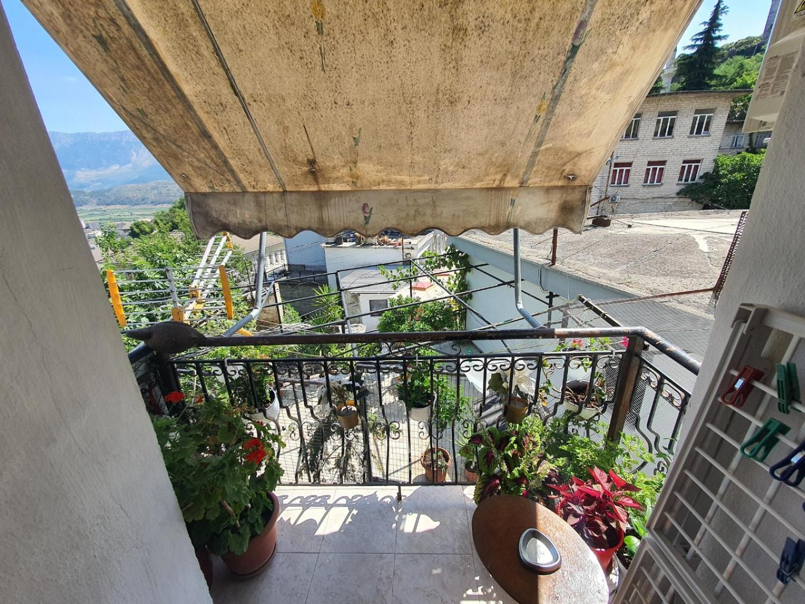 Hida Guest House Gjirokastër Екстериор снимка