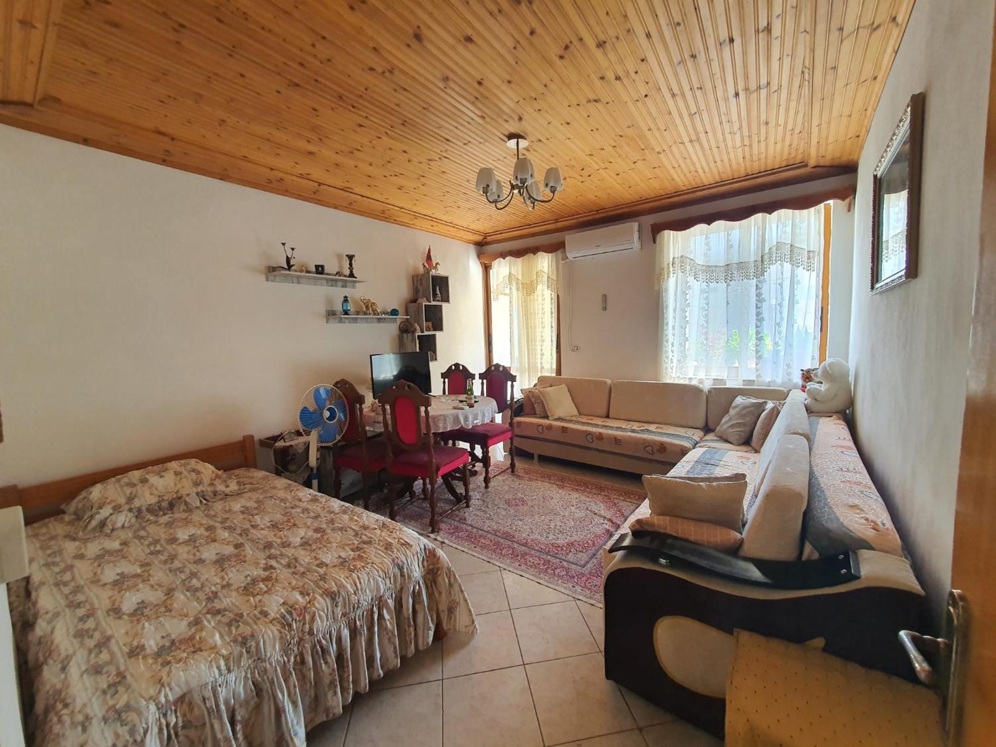 Hida Guest House Gjirokastër Екстериор снимка
